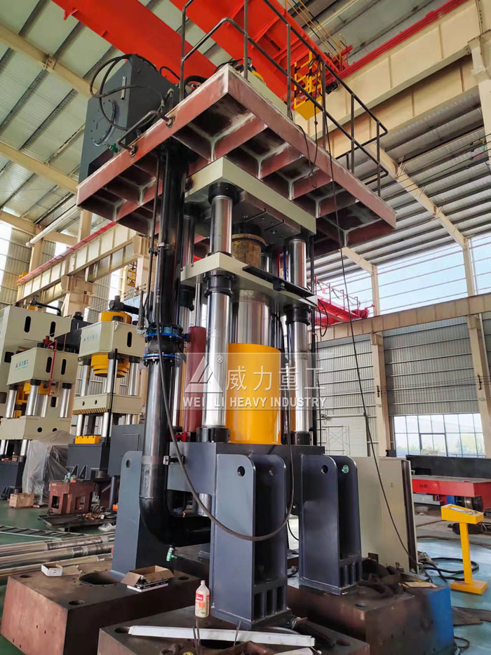 四柱液壓機生產廠家山東威力重工