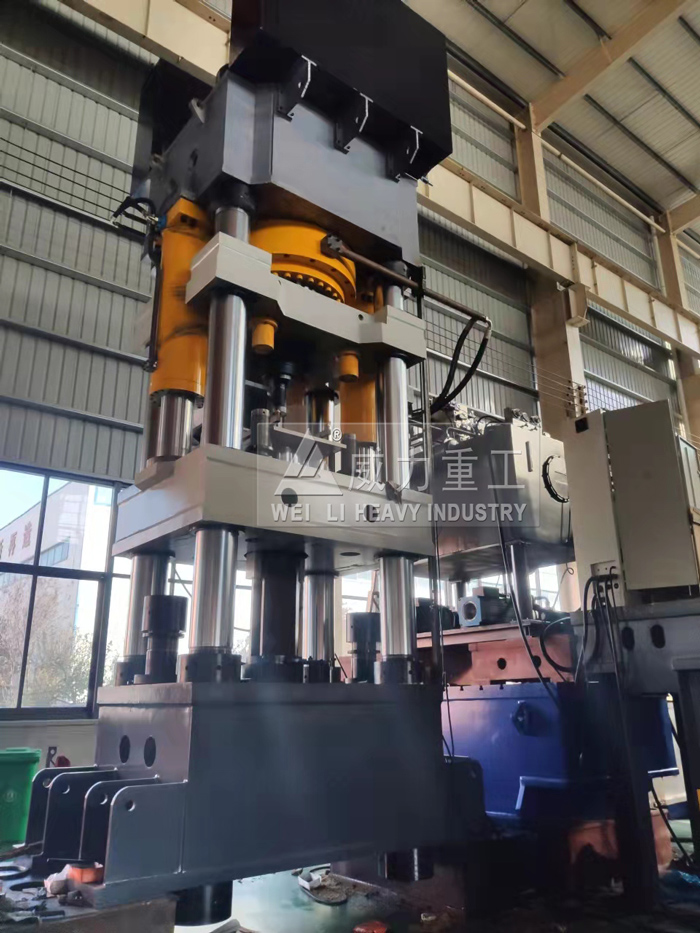 四梁四柱液壓機(jī)壓制鐵粉專用